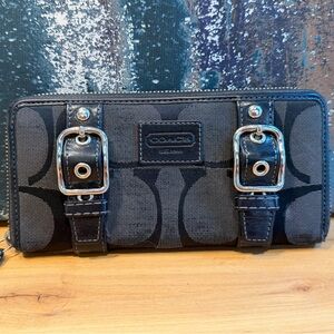 Coach Black Signature y2K C Zip Clutch Wallet w/ Buckles (Zoe Collection)